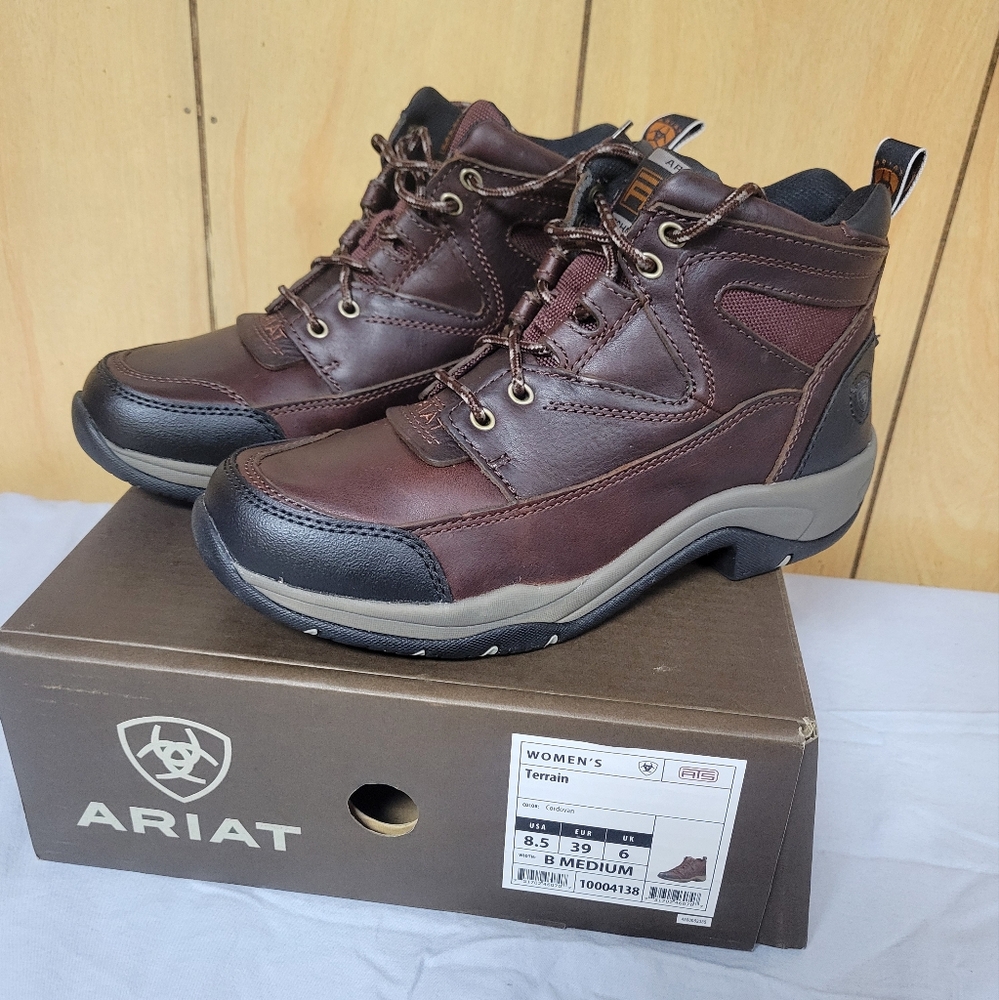 Womens Ariat Terrain Boot